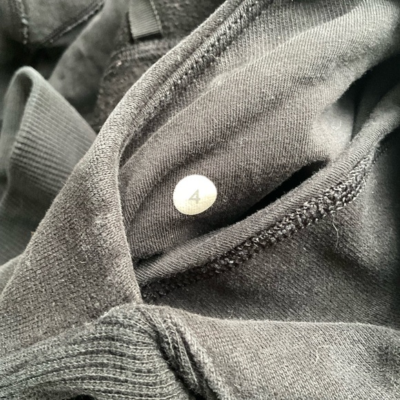 🍋 Lululemon Women's Black Hoodie Jacket lulu lemon - Picture 3 of 3